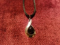 teardrop_silver_black_coral_necklace
